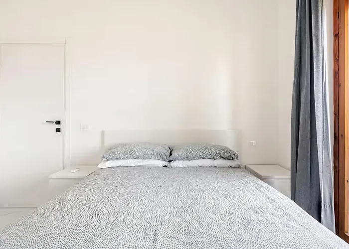 Modern Daire Latina
